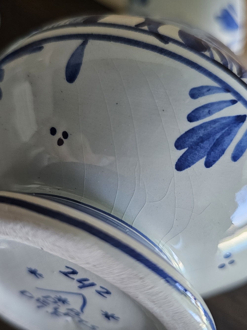 Vtg Delfts Hand Painted Blue & White Floral Ceramic Pitcher Jug Set 2 - Picture 7 of 11